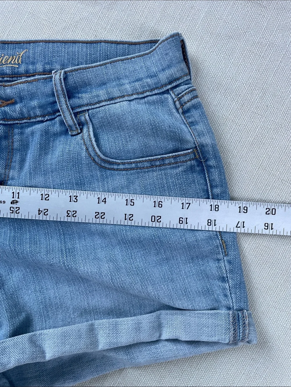 Old Navy Light Blue Denim Rolled-Hem Boyfriend Shorts